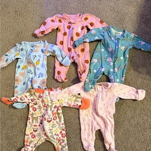 Carter's preemie girls zip up footie sleepers